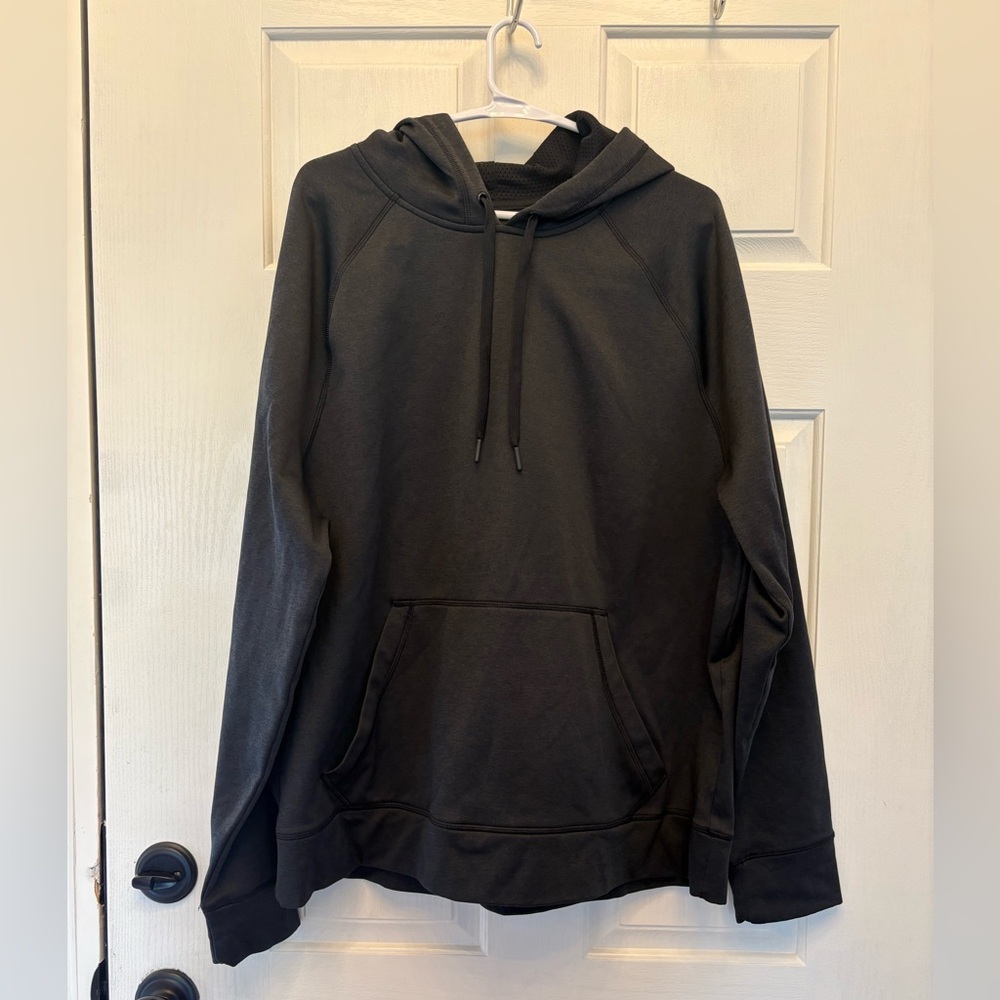 Champion Basic Black Hoodie for Men like new Size XL w/ kangaroo pocket